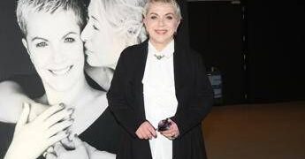 Rosanna Banfi, libera dal tumore: “Oggi è una splendida giornata, i linfonodi sono puliti”