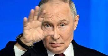 Russia, Putin: “Rapporti con Italia e altri Paesi europei lasciano a desiderare”