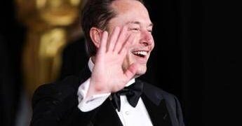 “SpaceX valutata 800 miliardi di dollari”, la società di Musk è la più preziosa al mondo?