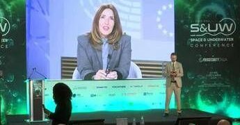 Spazio, Donazzan: “Space Act serve ma Ue non può auto-zavorrarsi mentre resto mondo non si dà regole”