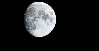 Superluna fredda in arrivo, pronti allo spettacolo: ecco a che ora è meglio osservarla
