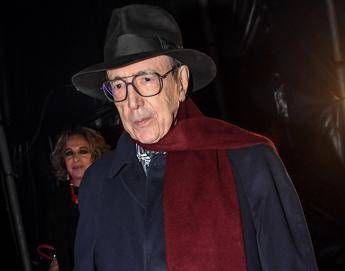 Teatro all’asta, appello in rima di Pingitore: “Salvate il Salone Margherita”