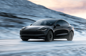 Tesla lancia Model 3 Standard, il prodotto più accessibile di sempre