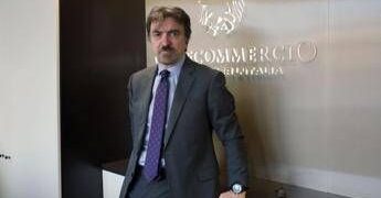 Tradizione batte crisi, l’83% dei toscani farà regali di Natale