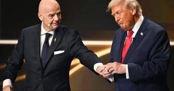 Trump e i Mondiali 2026, ora Donald ama il soccer: “Il calcio è il vero football”