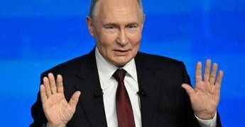 Ucraina, Putin: “Russia avanza, libereremo Donbass e Zaporizhzhia secondo il piano”. Cdm approva decreto aiuti a Kiev