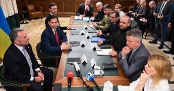 Ucraina, progressi nei colloqui: ma resta il nodo adesione Nato e Donbasss