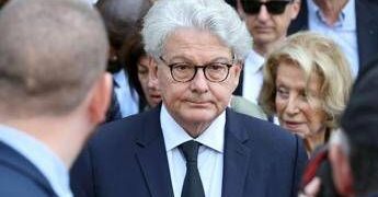 Usa, negati visti a 5 europei: tra questi c’è l’ex Commissario Ue Breton