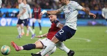 Var e rigori, caos arbitrale in Supercoppa: cos’è successo in Bologna-Inter