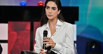 Verissimo, Rocio Munoz Morales: “Raoul Bova? Ho vinto io e lui sarà sempre padre delle mie figlie”