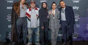 X Factor, oggi la finale a Napoli con Pausini e Derulo