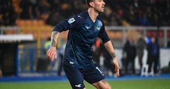 Alessio Romagnoli, Lazio: “Mai inserito sul mercato, resterà un giocatore biancoceleste”