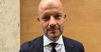 Anaao: “Su superamento incompatibilità nessuna riforma senza i professionisti”