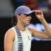 Australian Open, Swiatek perde e chiede privacy: “Siamo animali allo zoo?”