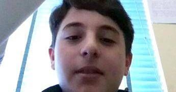 Caserta, 13enne ucciso a coltellate: assolto l’unico imputato. Le urla della madre: “Vergogna”