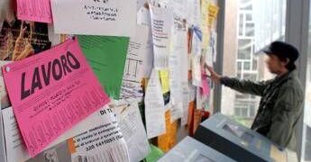 Chi cerca lavoro non pensa solo a stipendio, per 4 su 10 benessere è decisivo