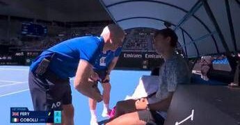 Cobolli, malessere agli Australian Open: “Posso andare in bagno?”