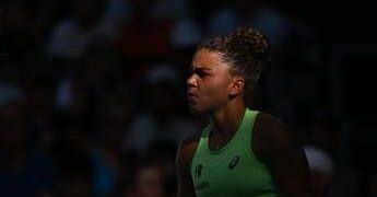 Da Cobolli a Paolini, virus mette tennisti ko all’Australian Open. Il medico “Ecco da cosa dipende”