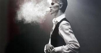 David Bowie 10 anni dopo, due nuove biografie raccontano il ‘Duca Bianco’