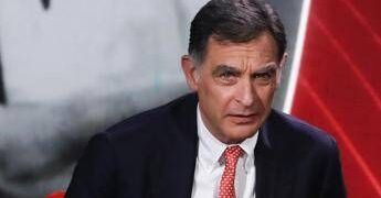 Diffamò l’ex moglie, prescritto Tiberio Timperi ma dovrà risarcire