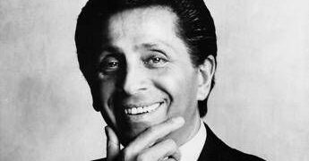 E’ morto Valentino Garavani, lo stilista aveva 93 anni