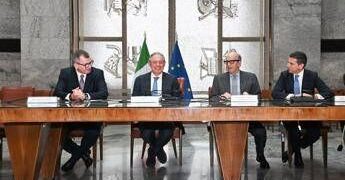 Fiere: Mimit, intesa Aefi e It-Ex per rafforzare sistema