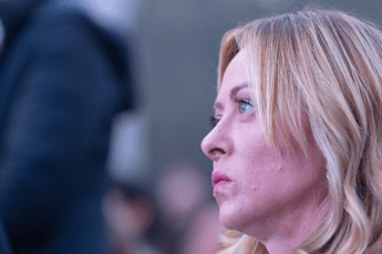 Groenlandia, Meloni e leader Ue: “Appartiene a suo popolo, sicurezza Artico con Nato e Usa”