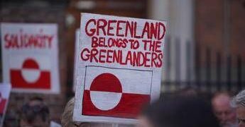 Groenlandia, Ue studia risposta a Trump. Danimarca chiede una missione Nato