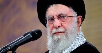 Iran, a Trump la lista delle opzioni militari contro nucleare o Khamenei