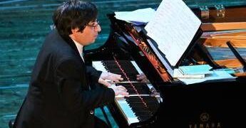Iran, il pianista Bahrami: “Trump punta ai nostri soldi, altro che diritti umani”