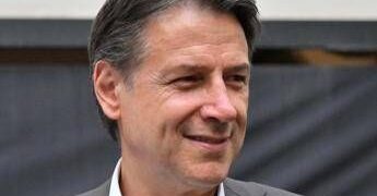 Iran, via libera a mozione in Senato: solo il M5S si astiene