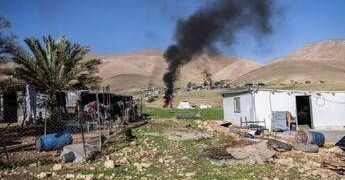 Israele, Idf: “Violenza coloni contro palestinesi in Cisgiordania aumentata del 25% nel 2025”