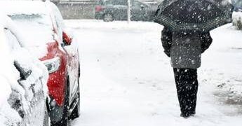 Italia al gelo, neve su Toscana e Puglia: l’inverno ‘record’