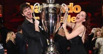 La volta buona, Nikita Perotti e il mistero dell’età. Poi, le parole per Delogu