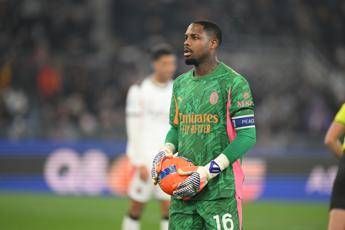 Maignan, furia per rigore assegnato alla Roma: “Bartesaghi deve tagliarsi il braccio?”