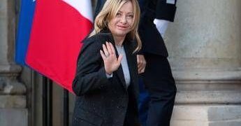 Meloni, compleanno di lavoro a Tokyo e video per ringraziare degli auguri: “Siete la mia forza”