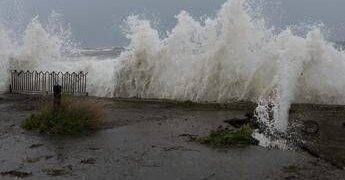 Meteo, allerta rossa oggi in Sardegna, Sicilia e Calabria