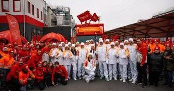Milano-Cortina: Fiamma Olimpica a Vicenza, Coca-Cola accende percorso sport, musica e condivisione