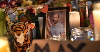 Minneapolis, Cnn: “Due gli agenti che hanno sparato a Alex Pretti”