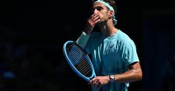 Musetti amaro dopo il ritiro: “Volevo continuare, ma c’era qualcosa di strano nella gamba”