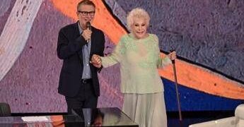 ‘Ornella senza fine’, stasera 18 gennaio: Fabio Fazio torna con lo speciale su Vanoni