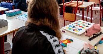 Palermo, la scuola è senza riscaldamento: un’alunna si sente male