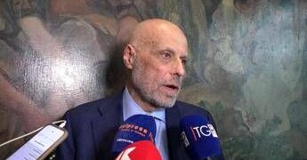 Procuratore Viola: “Convenzione con Inps a contrasto delle irregolarità sul lavoro”