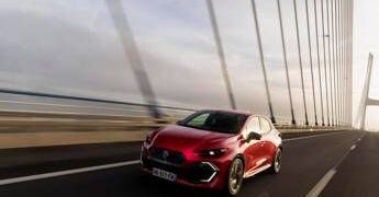 Renault Group, un 2025 in positivo (+3,2%), crescono le elettriche e sale il mix