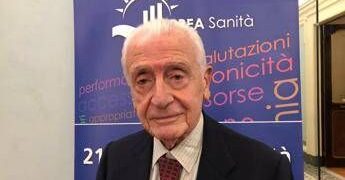 Sanità, De Lorenzo (Favo): “Garantire cure uguali per tutti i malati”