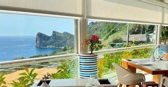 Sequestrato per “lottizzazione abusiva” il Quattro Passi, 3 stelle Michelin scelto da Bezos per il matrimonio