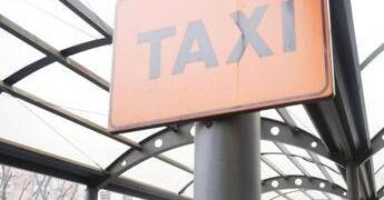 Taxi, sciopero 13 gennaio: “A difesa del servizio pubblico, contro multinazionali private”