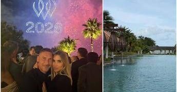 Totti e Noemi Bocchi, capodanno a Dubai. Poi mare (e padel) in Malesia