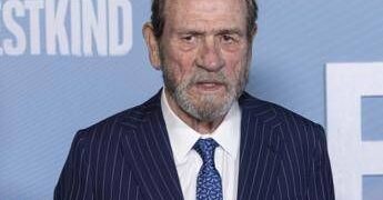 Trovata morta la figlia di Tommy Lee Jones, Victoria aveva 34 anni