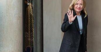 Ucraina, Palazzo Chigi: “Usa e Europa compatti, passi avanti su garanzie per Kiev”